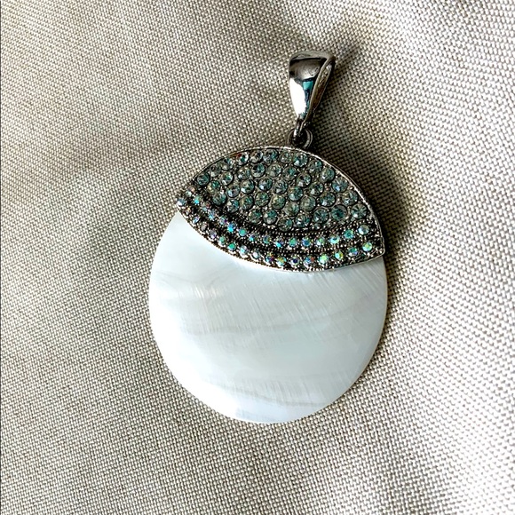 Woman’s Statement Abalone/Rhinestone Pendant - Picture 1 of 9